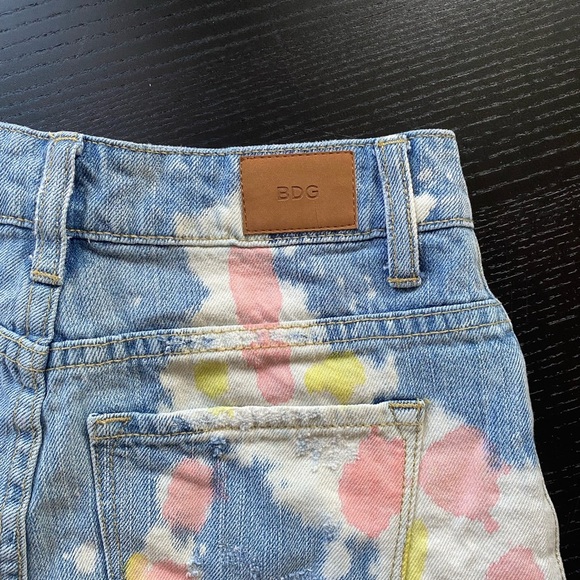 BDG Urban Outfitters Tie-Die Shorts - Picture 2 of 8